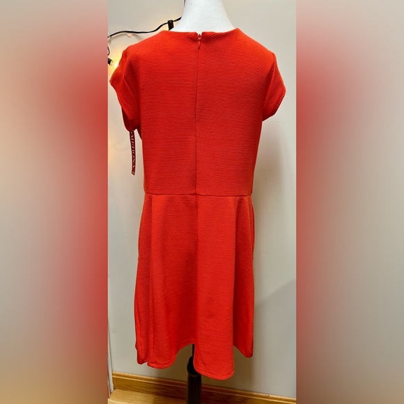 Merona V-Neck Short Sleeved Ribbed Flared Dress - Picture 2 of 5